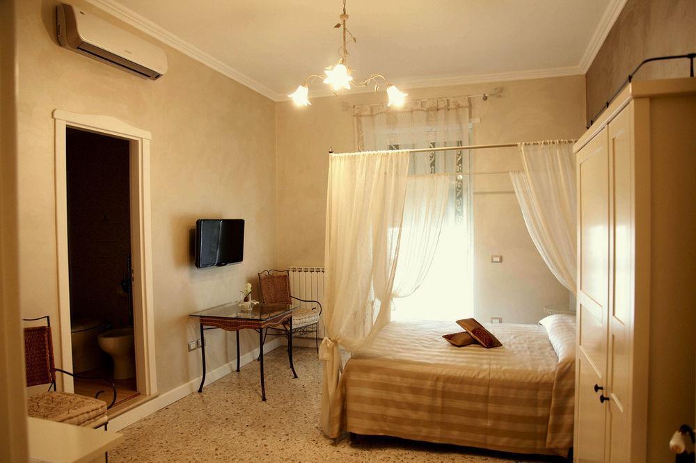 A Class Lecce Buitenkant foto